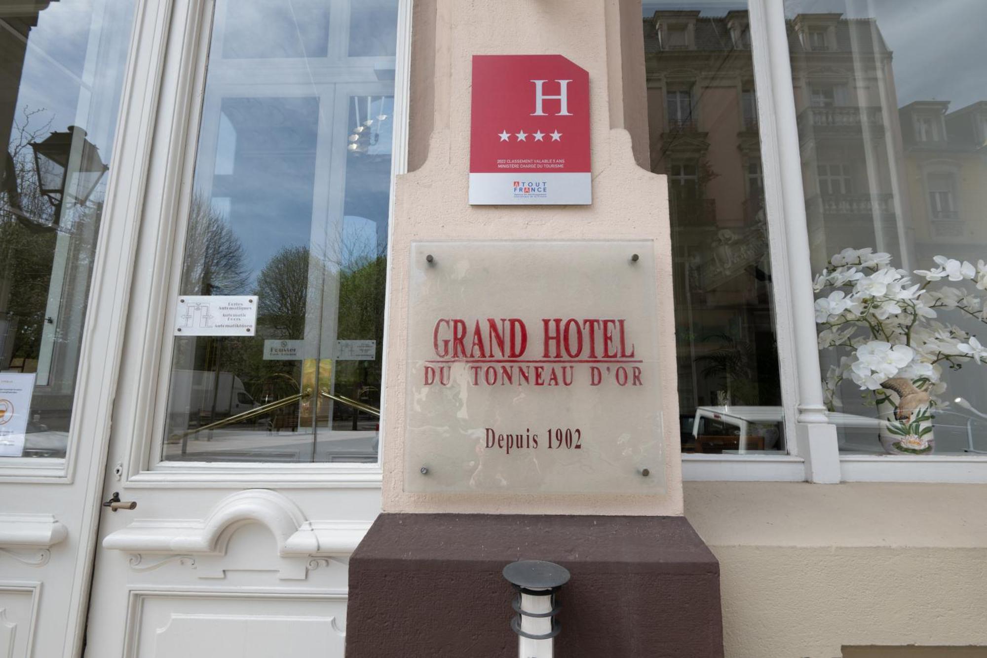 Grand Hotel Du Tonneau D'Or Belfort Dış mekan fotoğraf