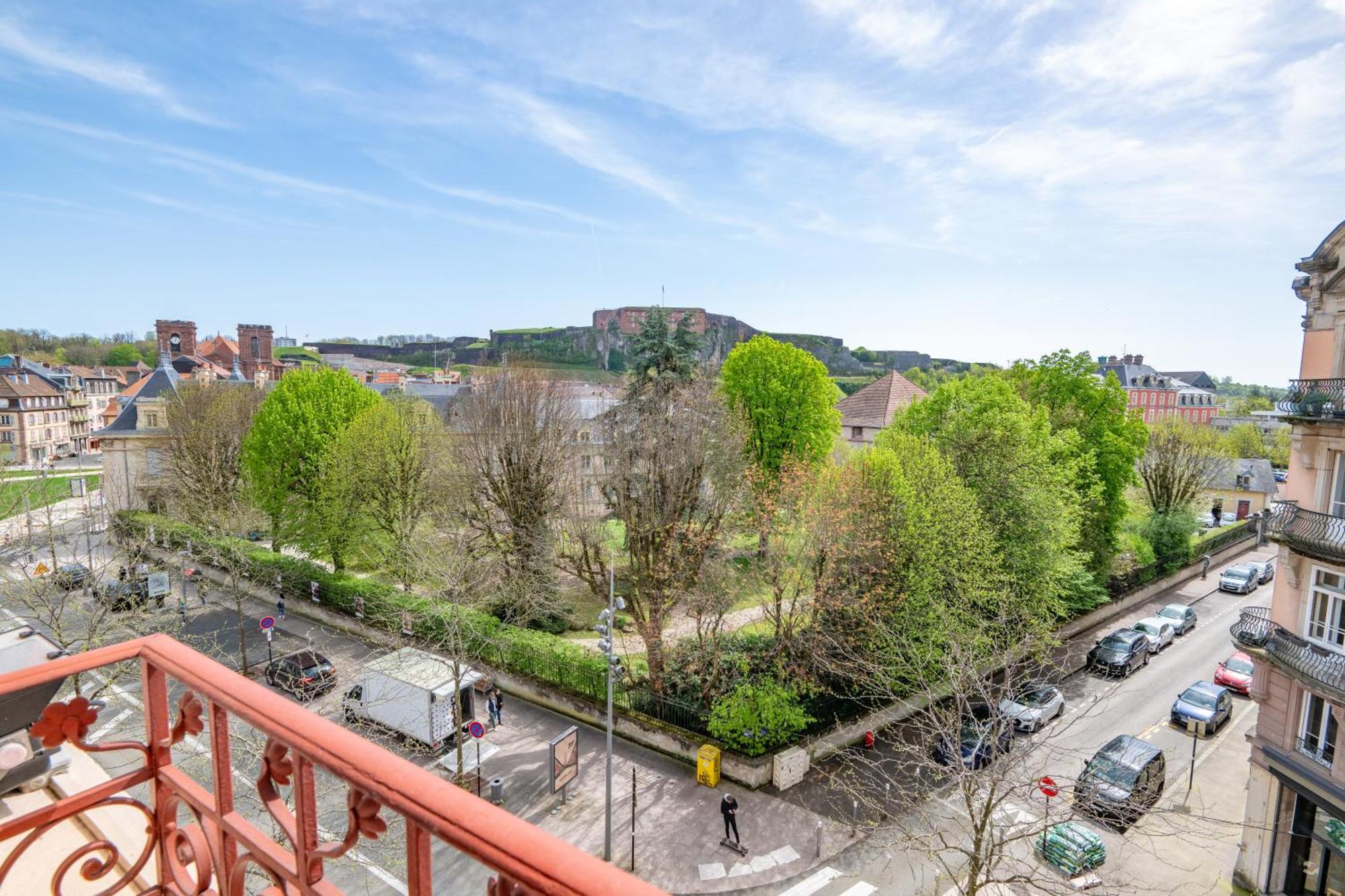 Grand Hotel Du Tonneau D'Or Belfort Dış mekan fotoğraf